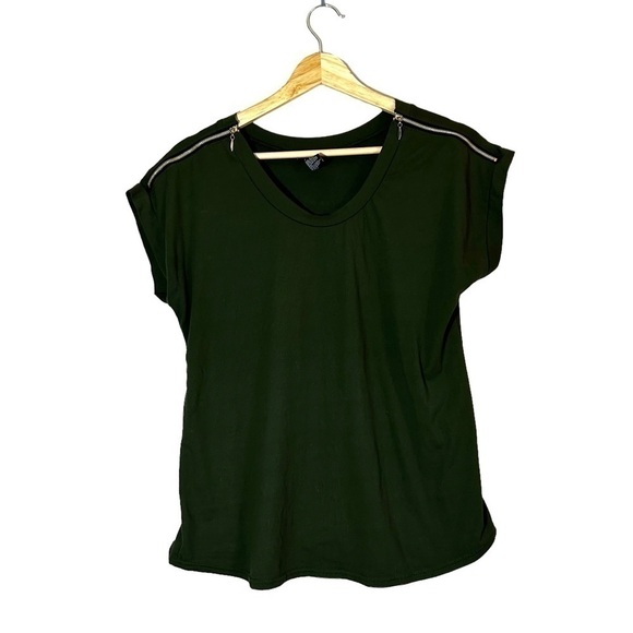 INDERO Green Blouse Zipper Shoulder Detail Scoop Neck Size Large Great Condition - Picture 1 of 5